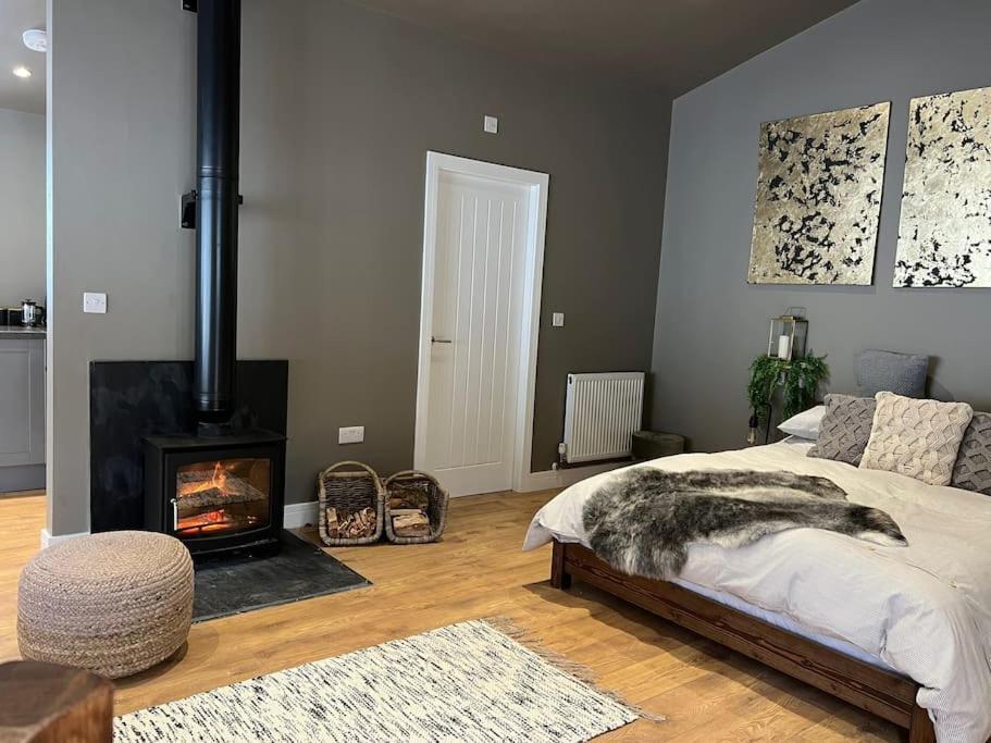 Villa Quirky, Luxury Hideaway Llanbrynmair Esterno foto
