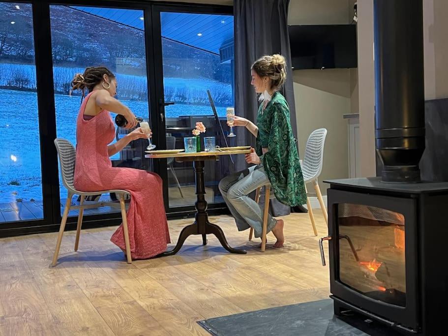Villa Quirky, Luxury Hideaway Llanbrynmair Esterno foto
